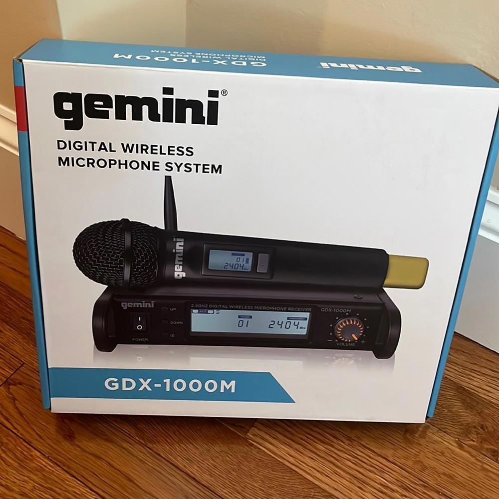 Gemini GDX-100M/200M Digital Wireless Microphone - Picture 2 of 6